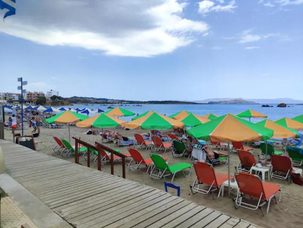 Luxury Pearl, Steps To The La Canea