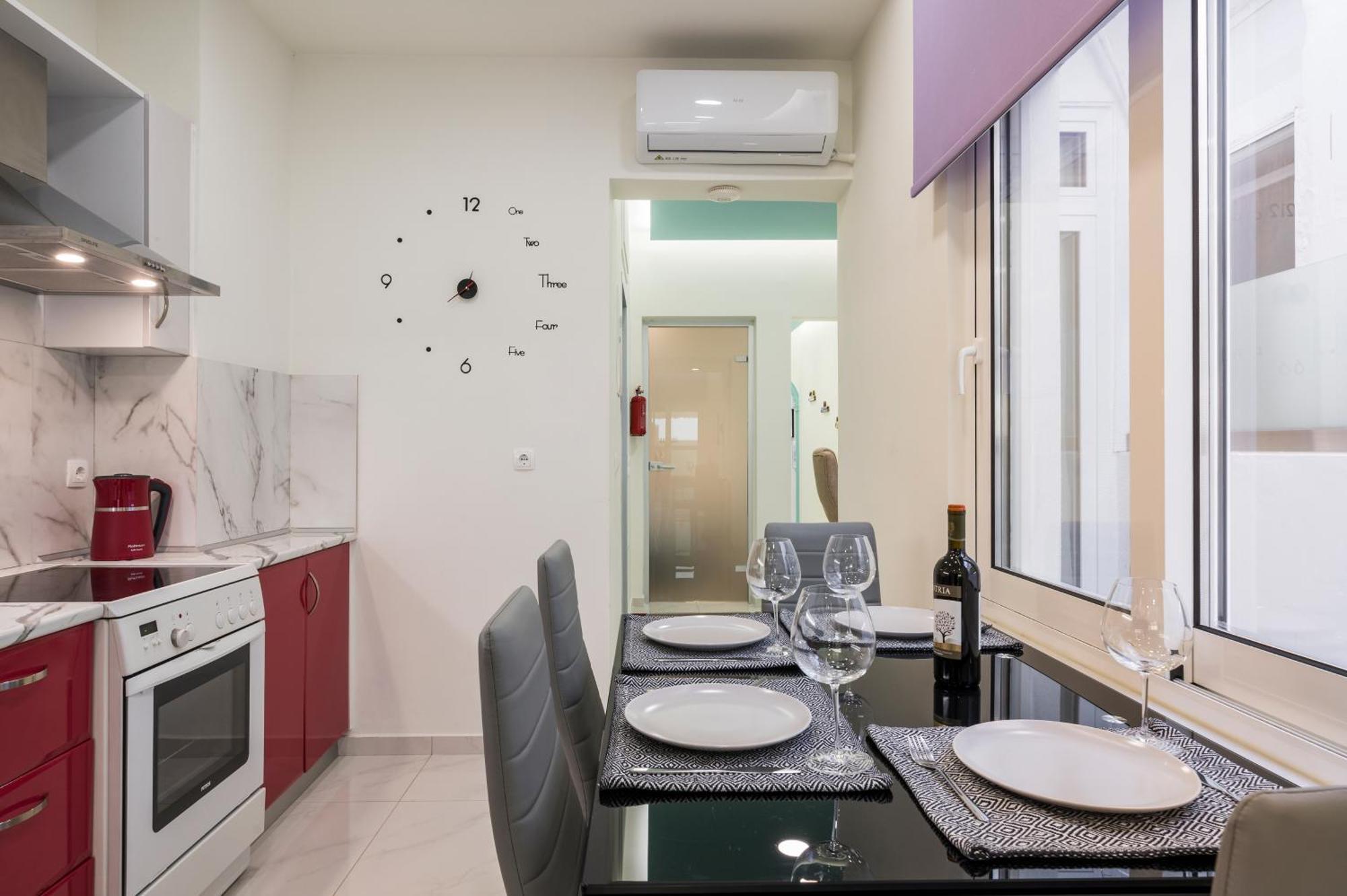 Luxury Pearl, Steps To The Apartment *